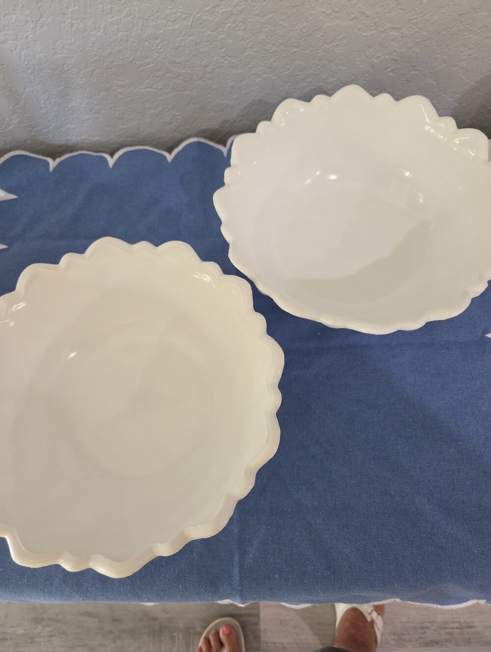 Vtg Indiana Molk Glass White Scalloped Serving Bowls - Wild Rose Motiff.